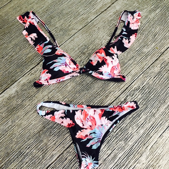 Bathing Suit - Picture 3 of 3